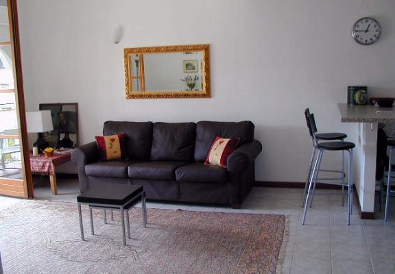 Casa Fiori - spacious living room